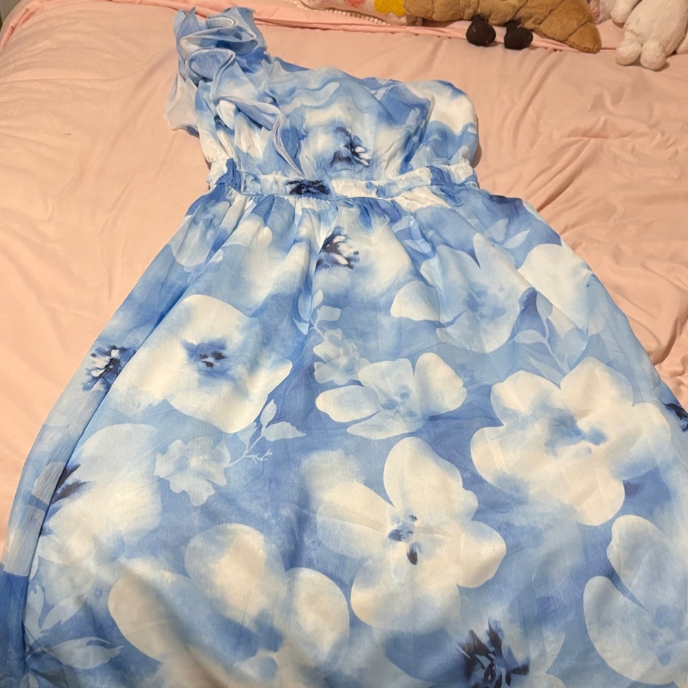 Blue & White Floral One-Shoulder Dress